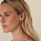 Snö of Sweden - Lara Small Øreringer i forgylt messing thumbnail