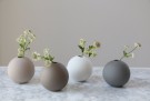 Cooee Design - Ball vase 8cm, Sand thumbnail