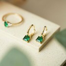 Pan Jewelry - Øredobber i sølv med grønn zirkonia thumbnail