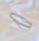 Goldstory - LOVE Bling Armring i stål thumbnail