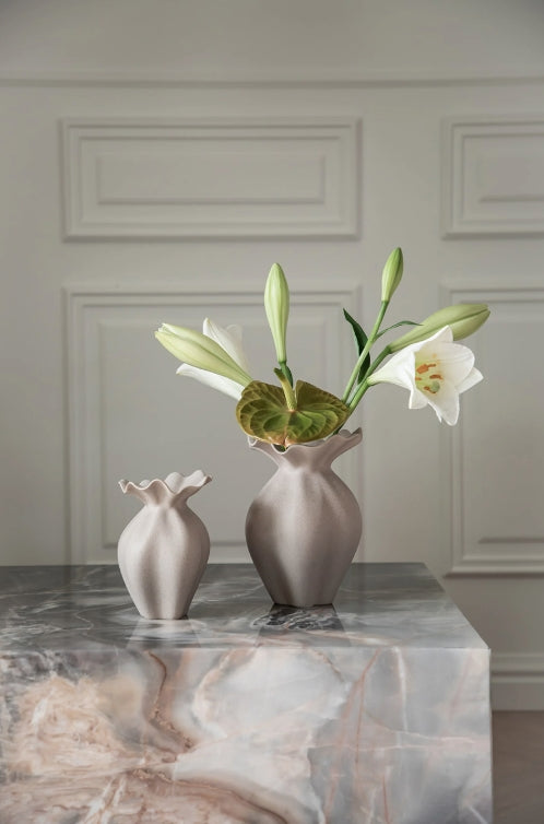 Nellie Vase Medium, Sand