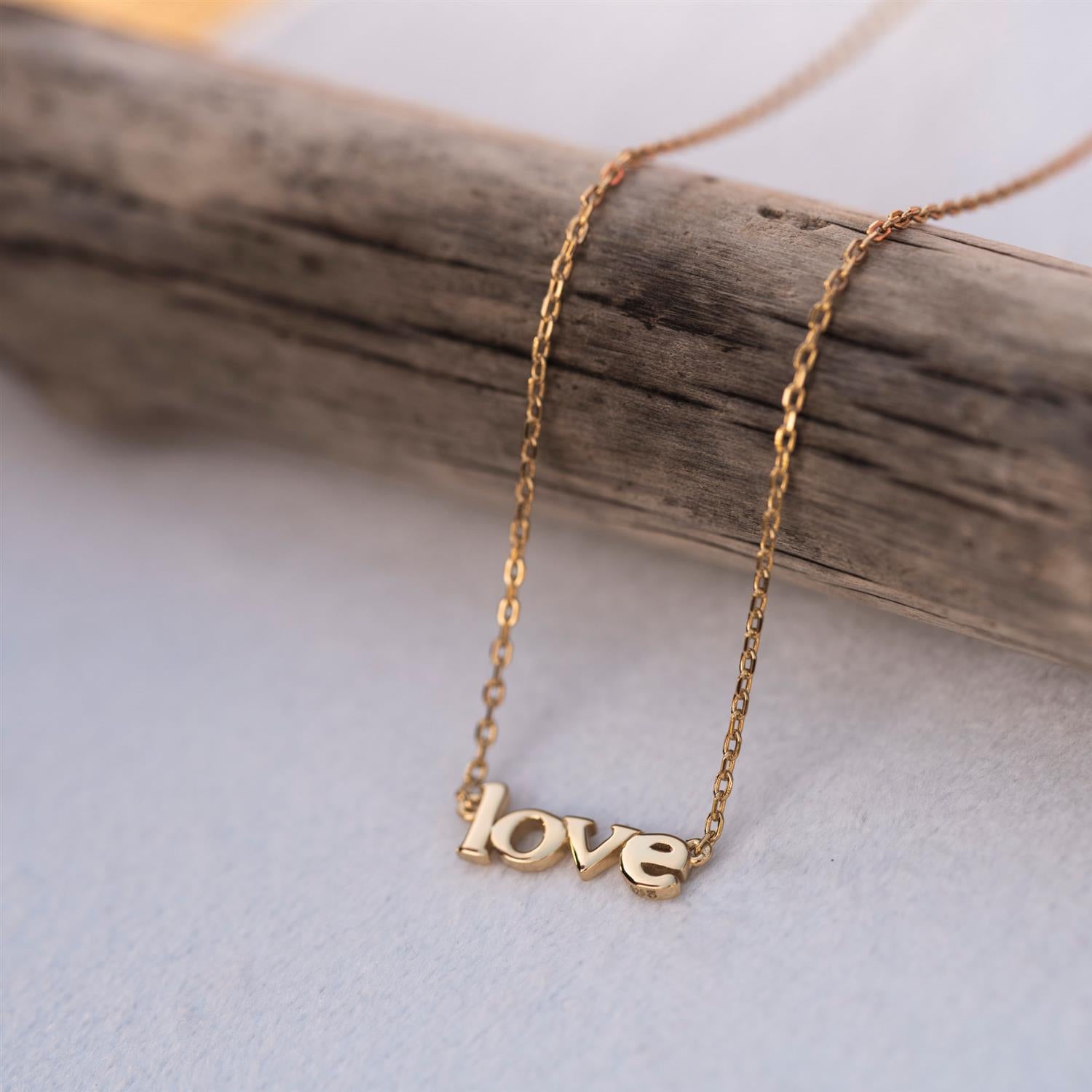 LOVE SMYKKE I SØLV MED ROSENKVARTS