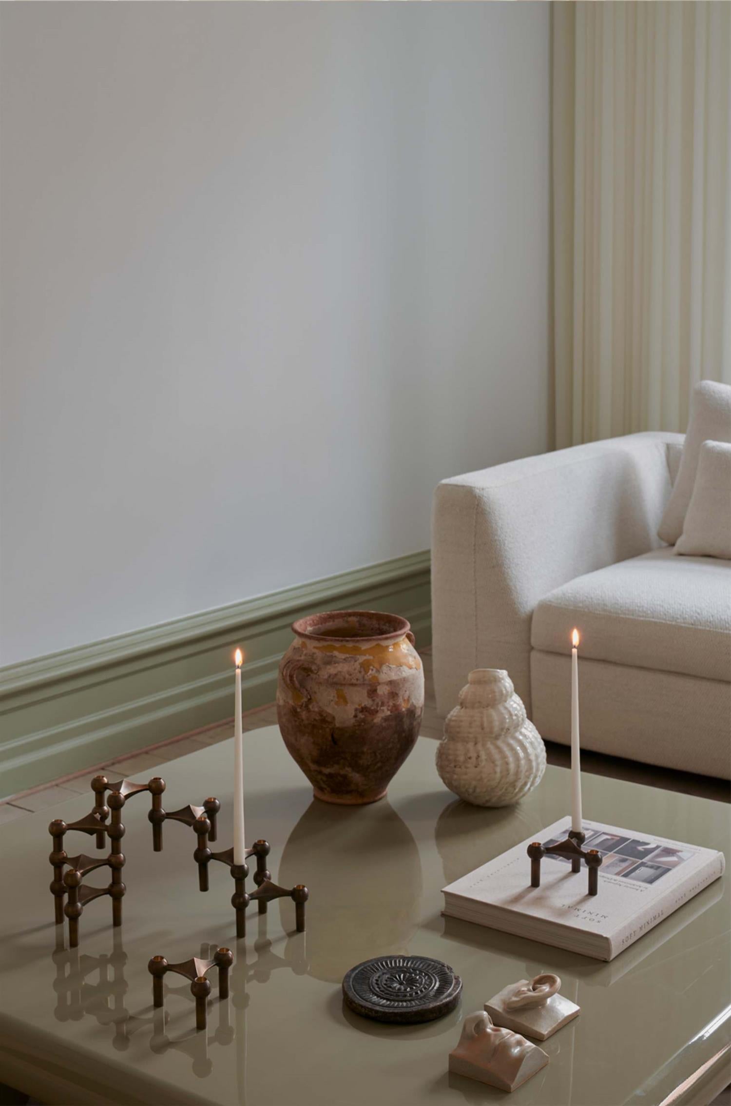 Lysestake, Bronzed brass