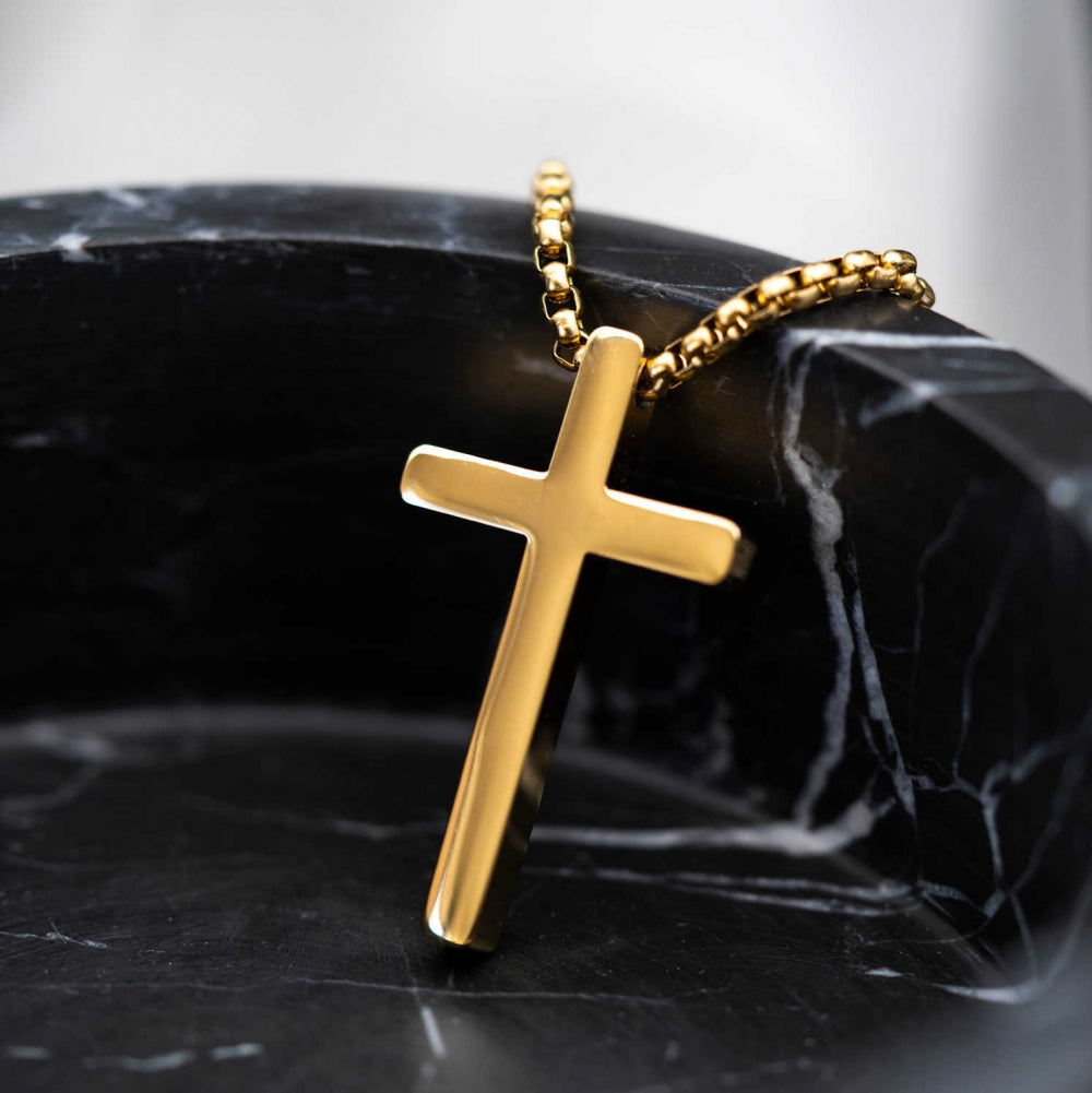 Smykke i forgylt stål, Kors