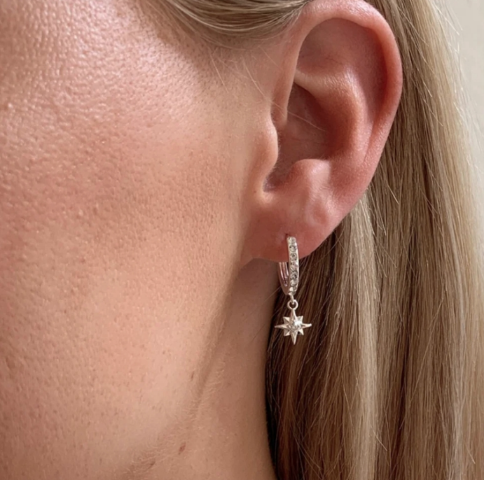 FELIZ FORSØLVET ØREDOBBER MED ZIRKONIA