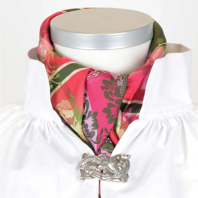 GABRIELLA SILKESKJERF, 70X70CM