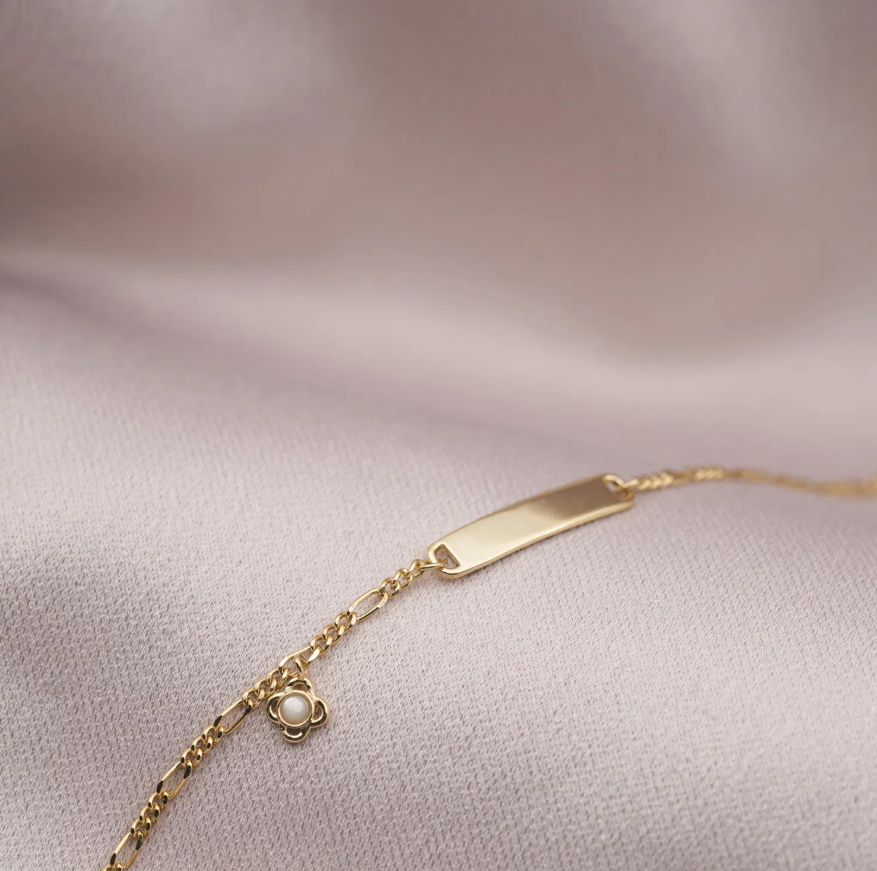 ID-armbånd i sølv med perlemor kløver