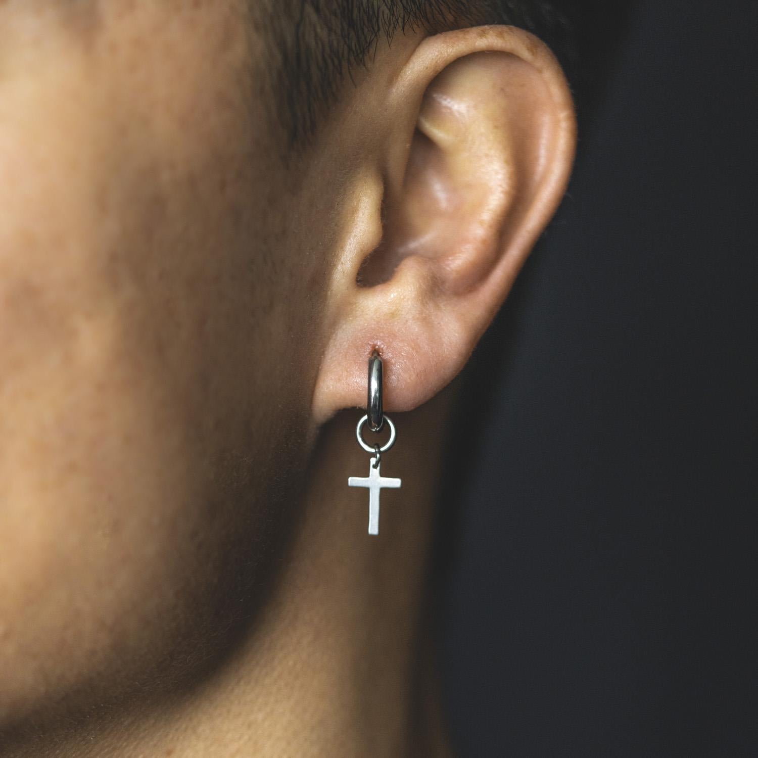 Alexander - Øreringer i stål, Kors