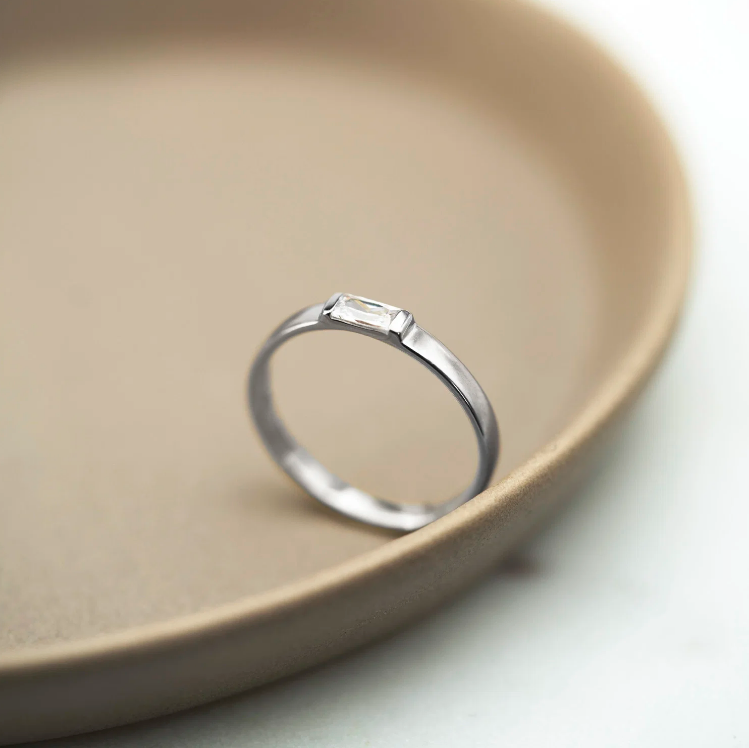 Verona ring i sølv med zirkonia