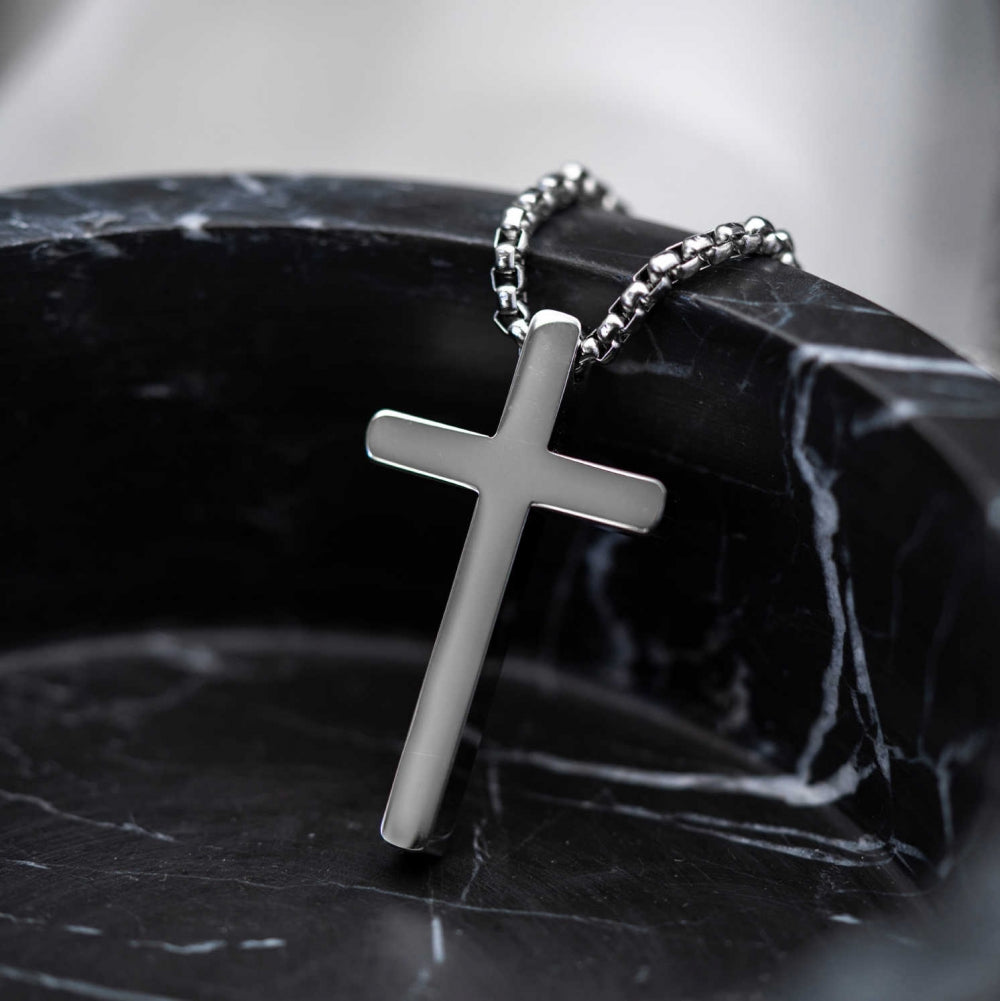 Smykke i stål, Kors