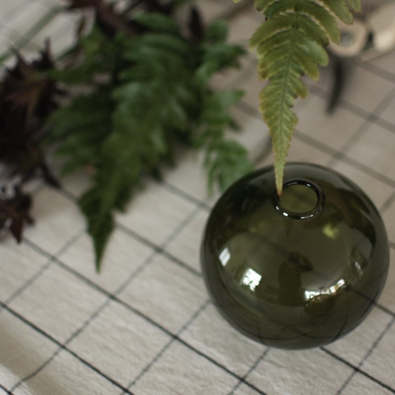 Ball Vase Ø10, Green