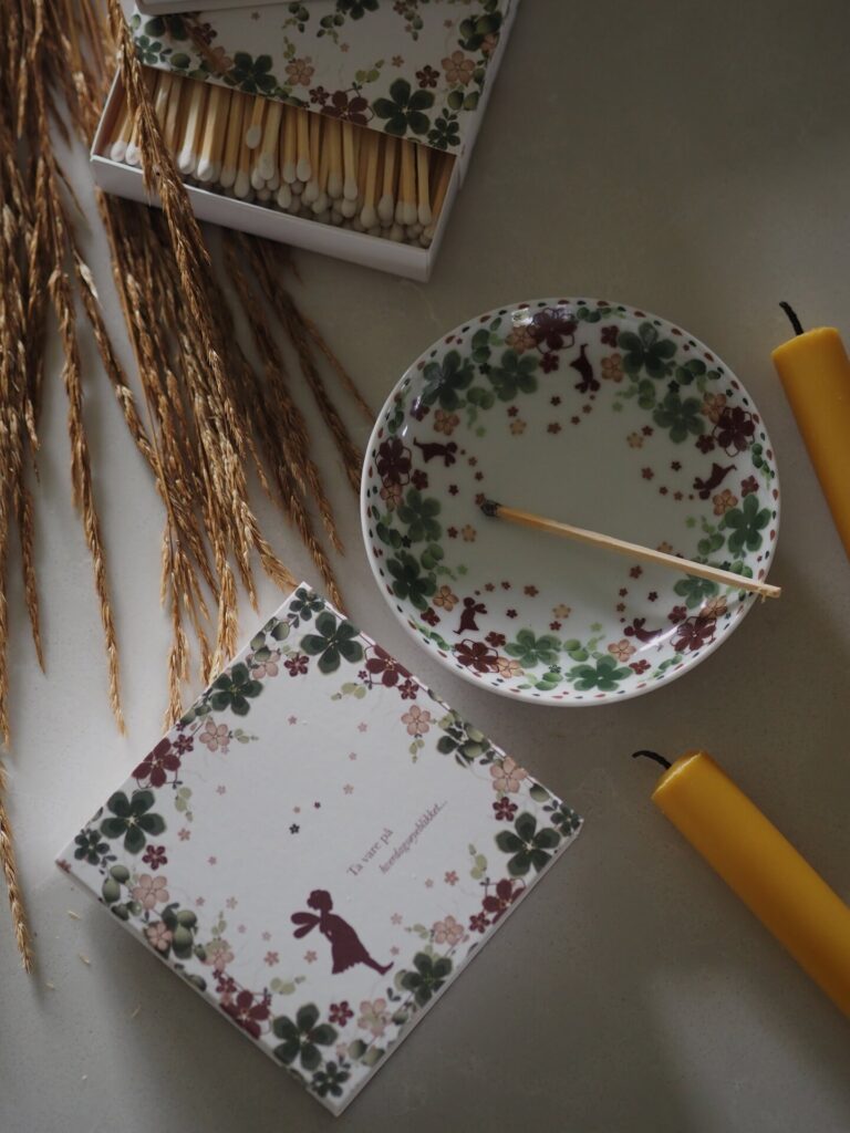 Wik & Walsøe Alveblomst Øyeblikket fyrstikker