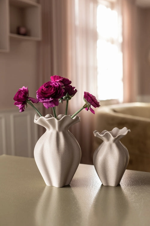 Nellie Vase Small, Sand