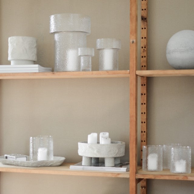 Keeper Vase Structure, Medium