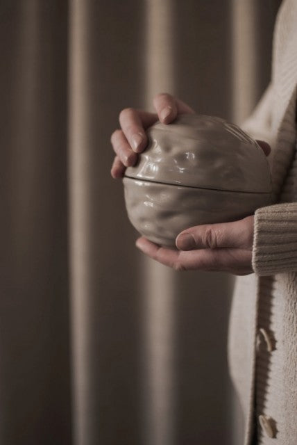 Walnut Bowl, Shiny Mole