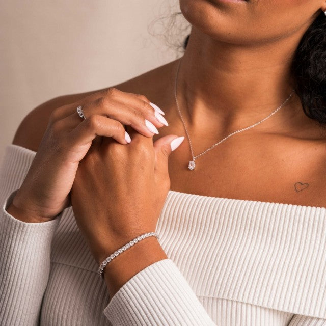 Farah armbånd i sølv med zirkonia