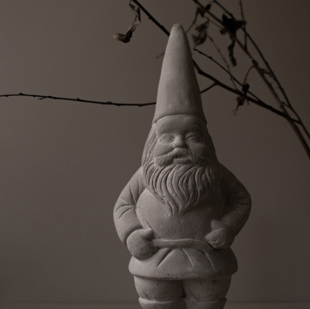 Concrete Santa i betong, Large