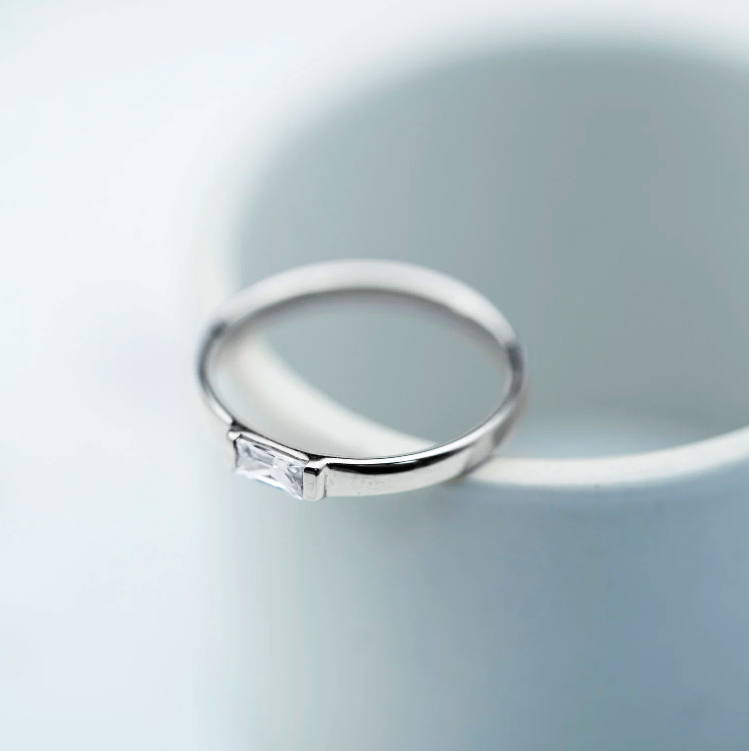 Verona ring i sølv med zirkonia