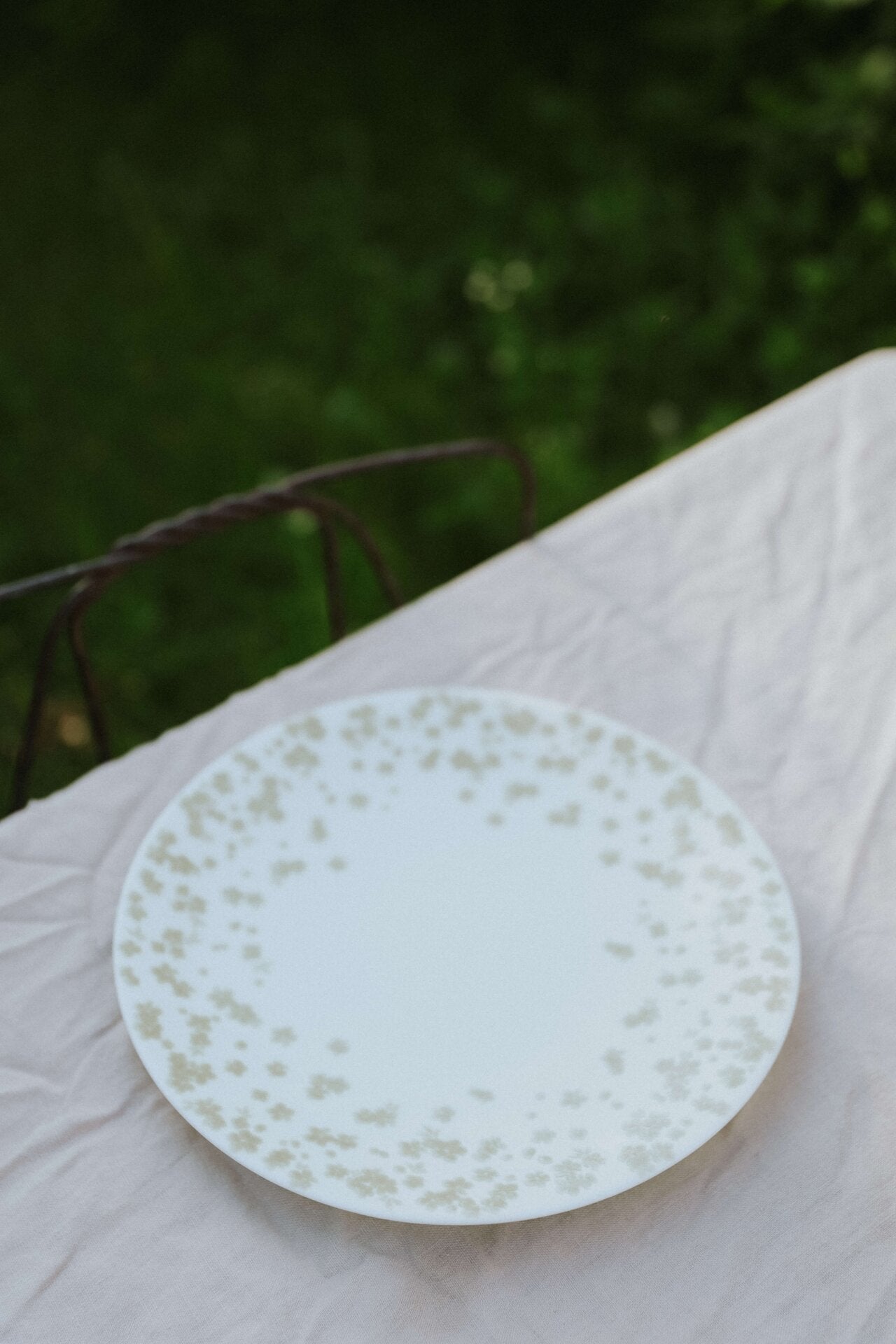 Slåpeblom grønn tallerken, 28 cm