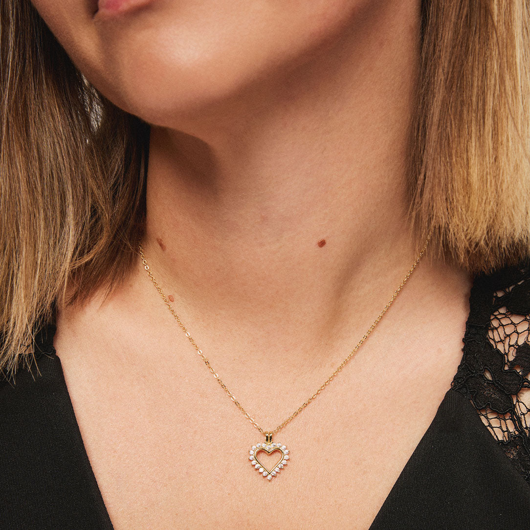 Smykke i sølv med zirkonia hjerte