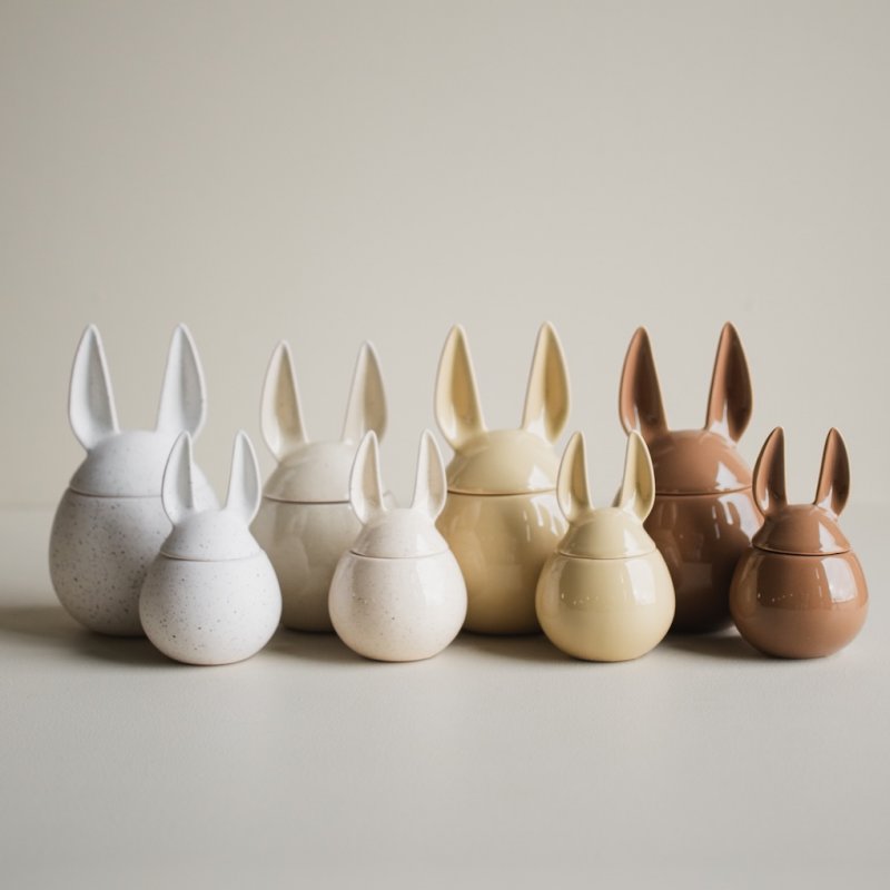 Eating Rabbit Large, Shiny Yellow