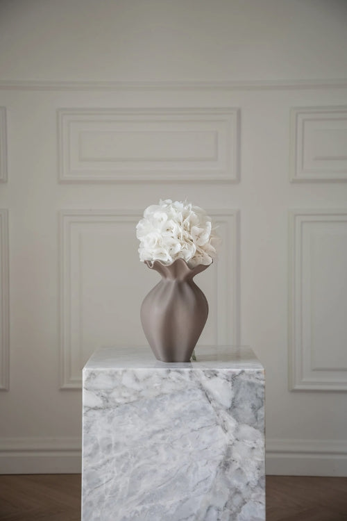 Nellie Vase Medium, Sand