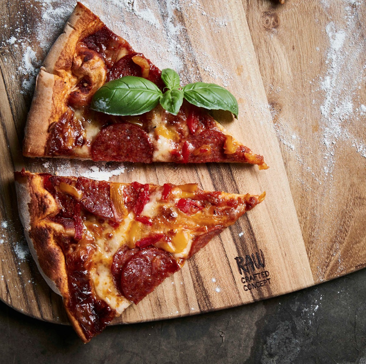 RAW Pizza/Serveringsbrett 46x37,8x1,5 cm
