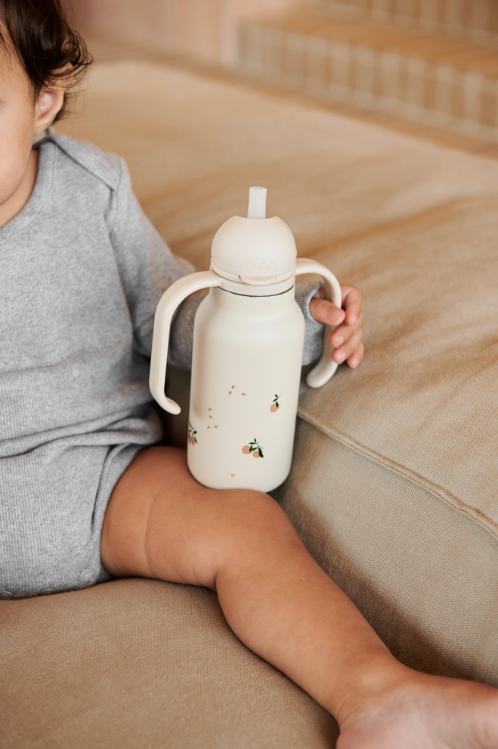 Kimmie Drikkeflaske m/håndtak 250ml, Peach / Sea shell