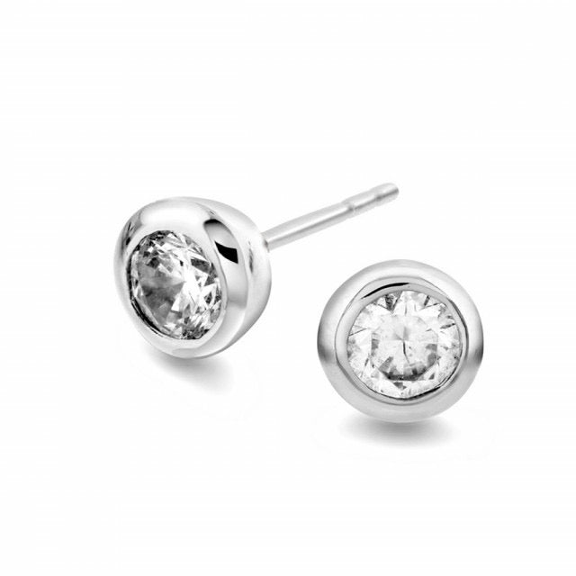 Øredobber i hvitt gull med zirkonia, 5 mm