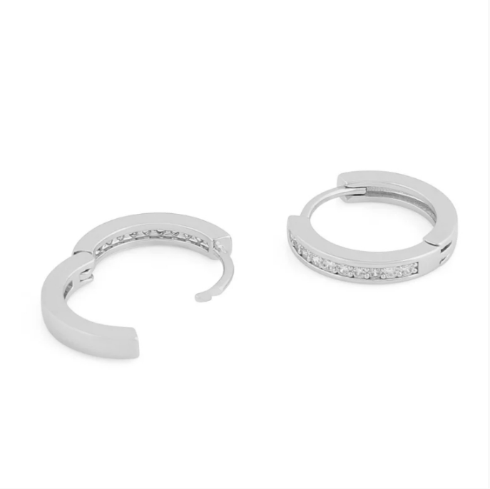 ELAINE SMALL FORSØLVET ØRERINGER MED ZIRKONIA