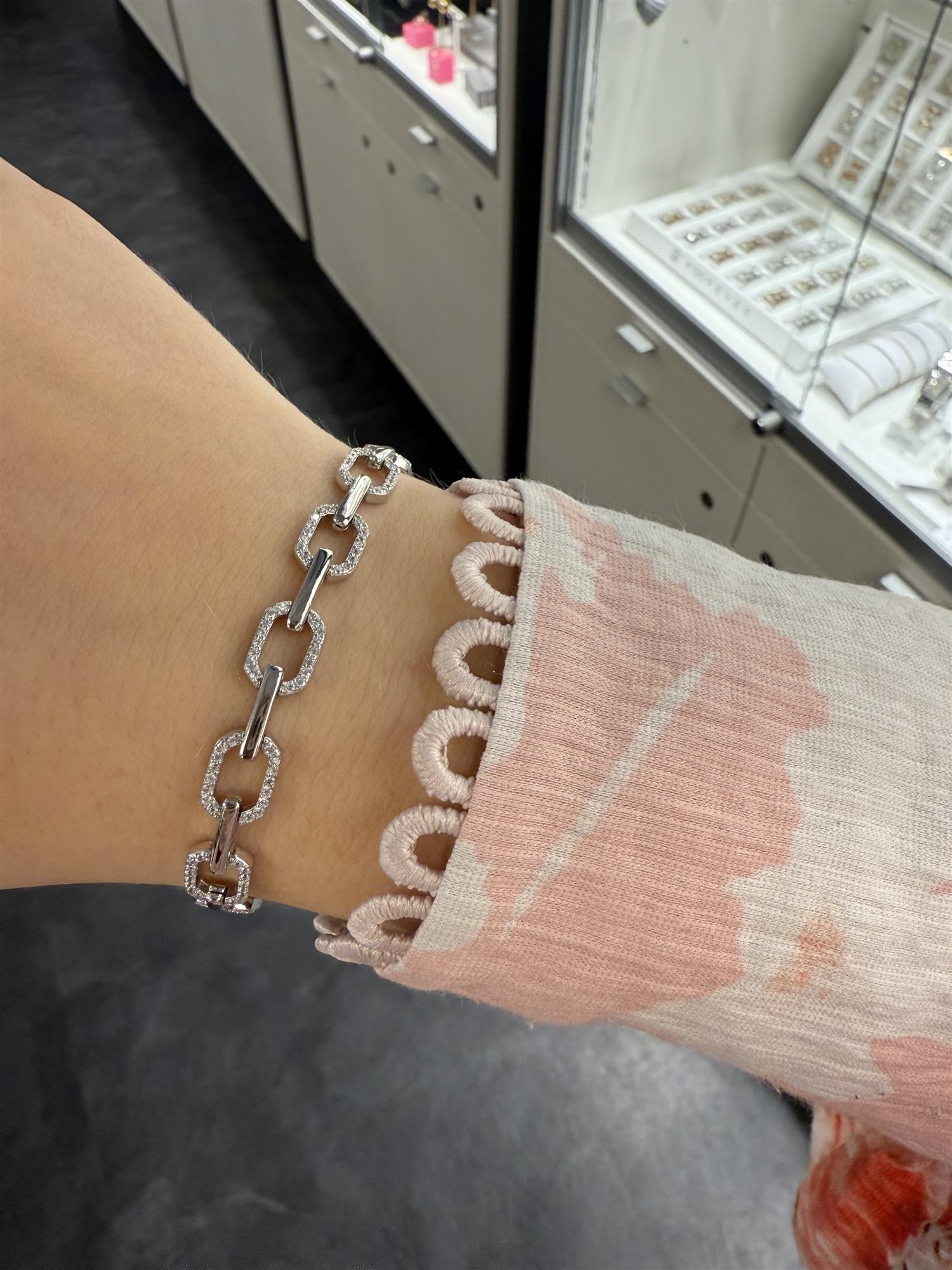 Armbånd i sølv med zirkonia