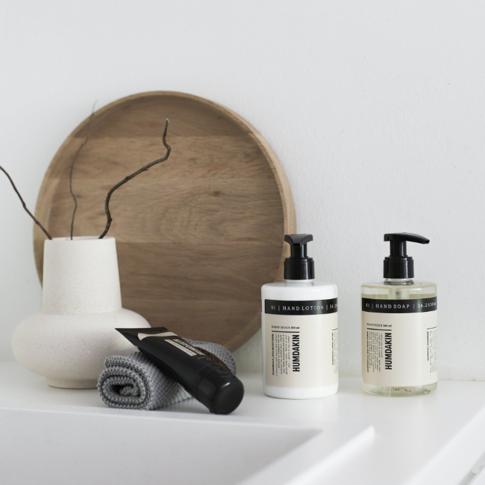 01 HÅNDSÅPE CHAMOMILE & SEA BUCKTHORN, 300 ML