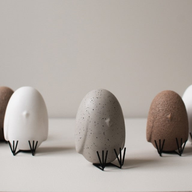 Sit Around, Mole Dot