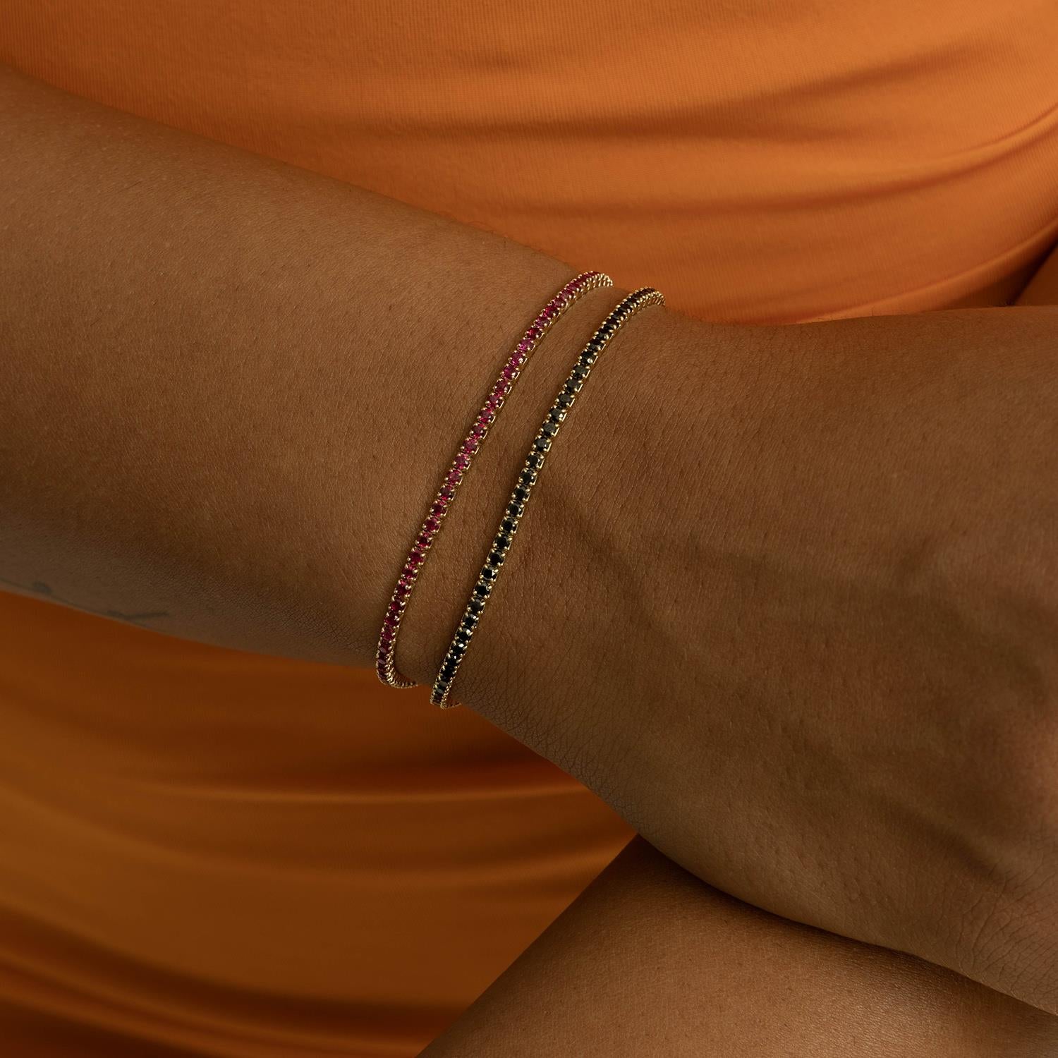 Lola armbånd i sølv med svart zirkonia