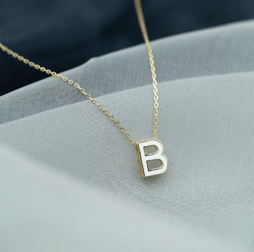 SMYKKE I SØLV BOKSTAV B