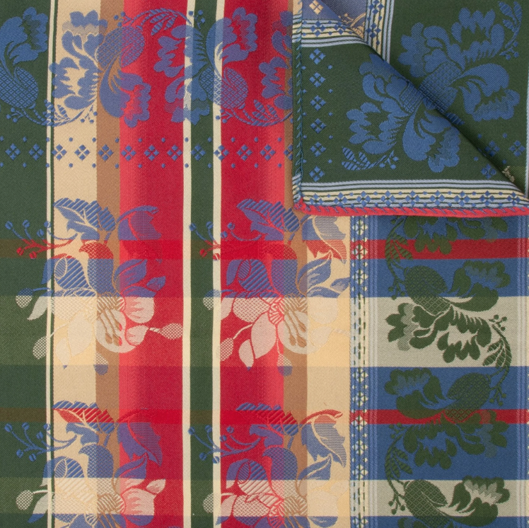 Gabriella Silkeskjerf, 70x70 cm