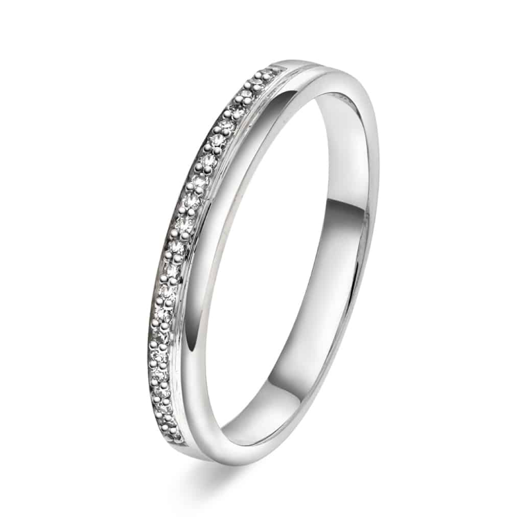 Ring i hvitt gull m/ dia 0,07 ct WSI
