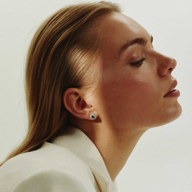 Øredobber rosett safir med dia. 0,20ct WSI