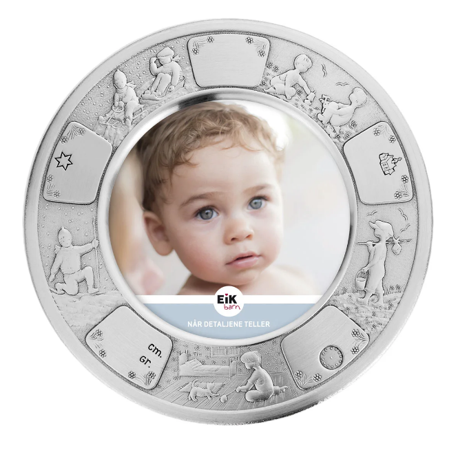 Dåpsramme i tinn, Hans