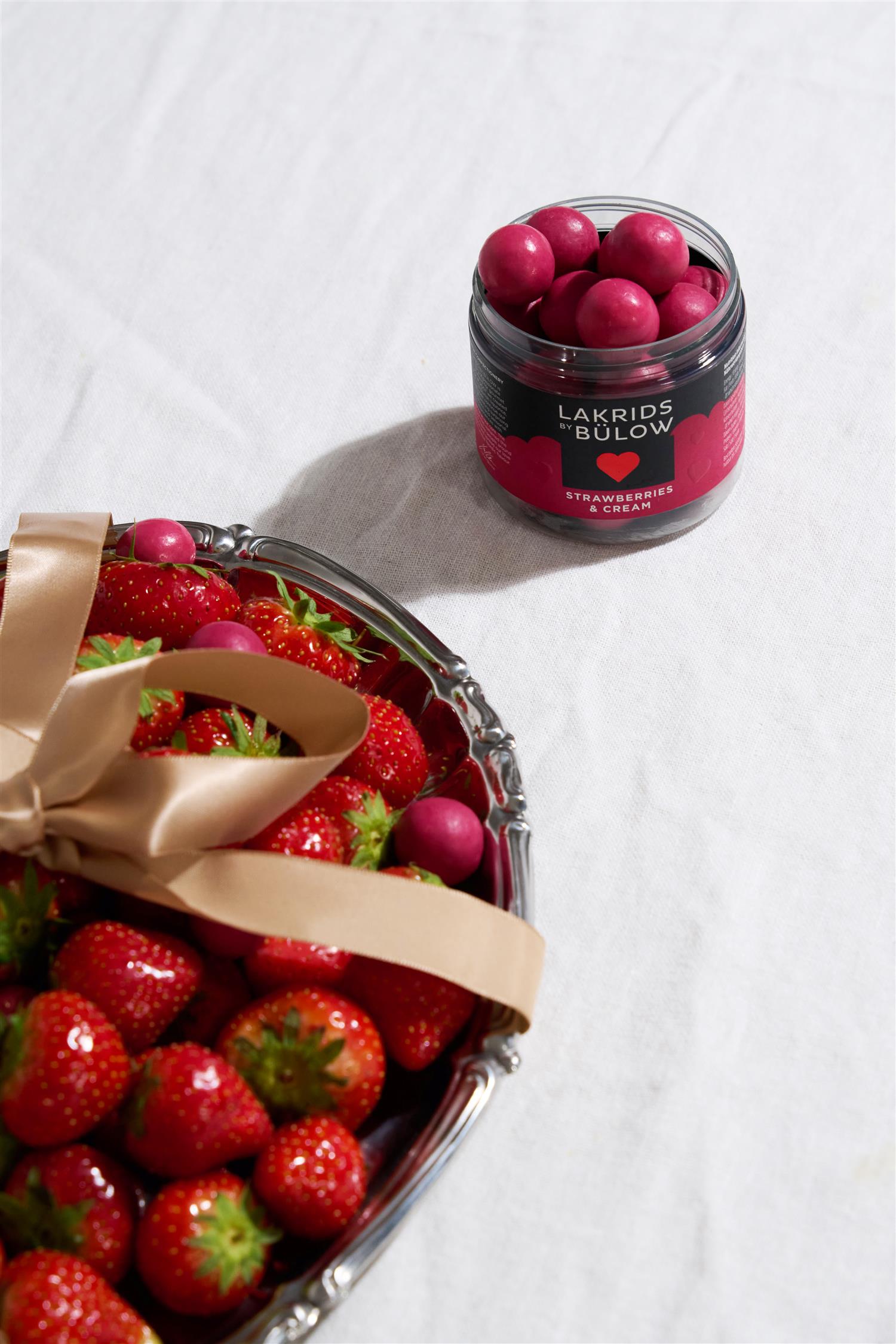 LOVE - STRAWBERRY & CREAM, SMALL