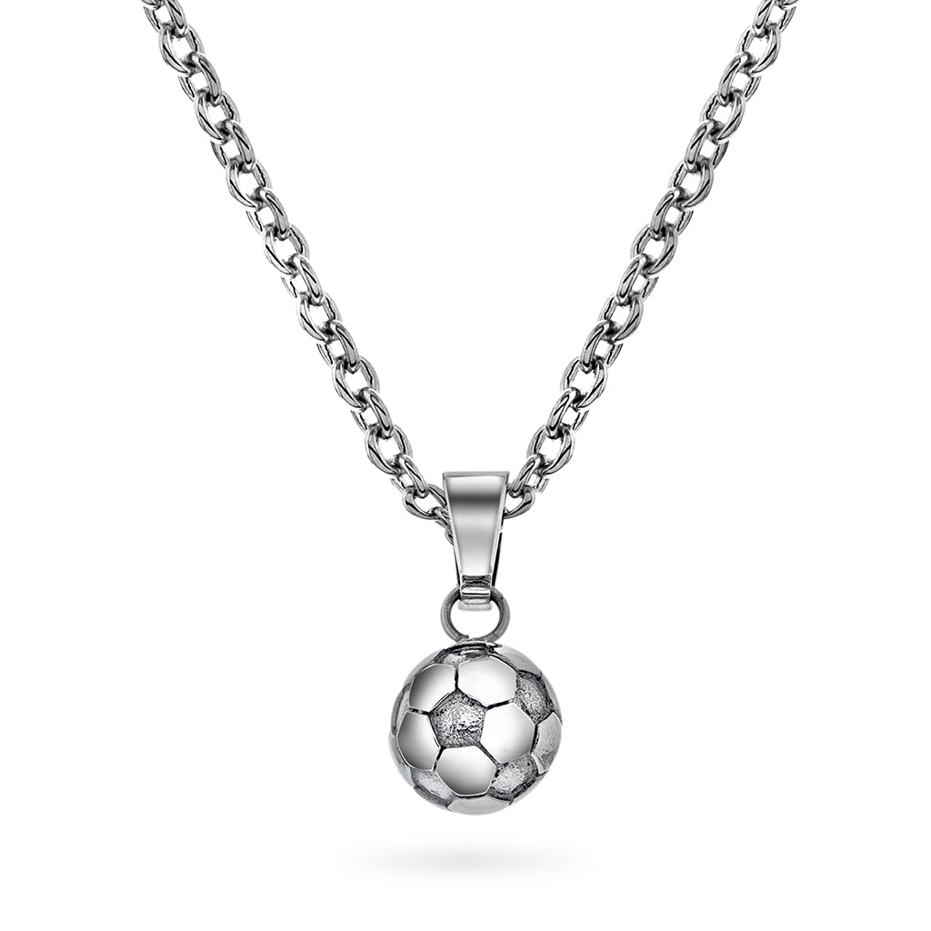Smykke i stål med fotball