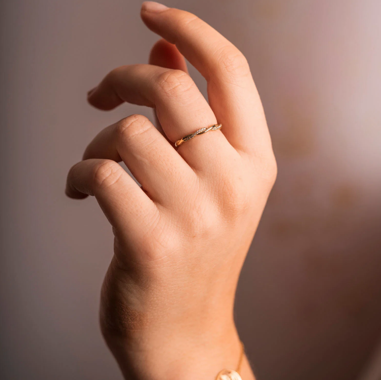 FRIENDSHIP RING I SØLV MED ZIRKONIA