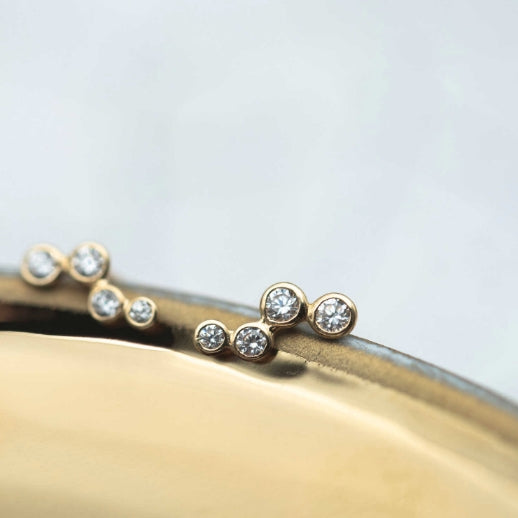 Øredobber i gull med zirkonia