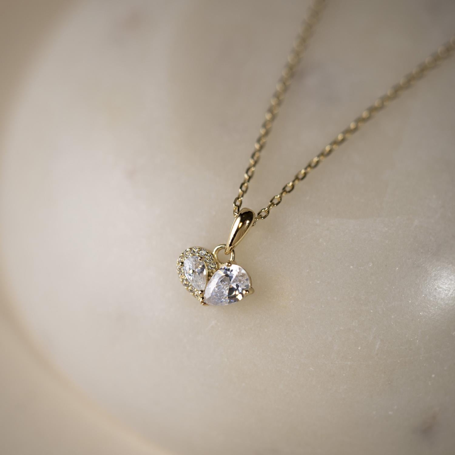 Sammen smykke i sølv med hvit zirkonia