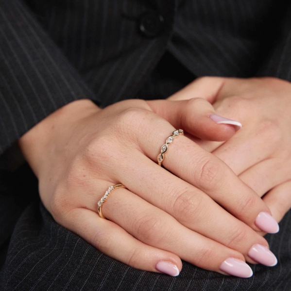 Dazzle Ring i forgylt sølv