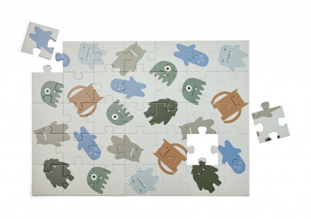 Jimmie Puslespill, Monster/Mist