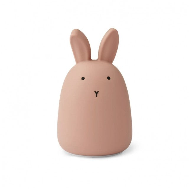 Winston Nattlampe, Rabbit Dark Rose