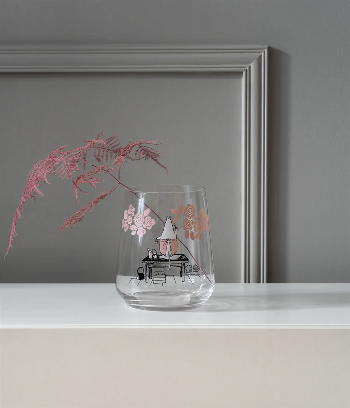 Mummi Vase, Roser