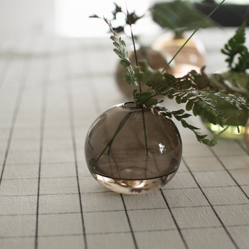 Ball Vase Ø10, Brown