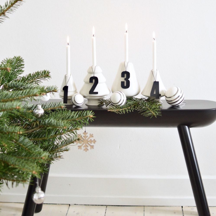 Adventstall svart, 4 stk